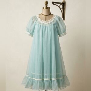 LISETTE Vintage 1950s Lisette Seafoam Blue Chiffon Peignoir Nightgown & Robe